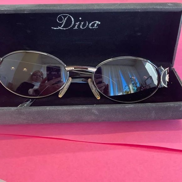 Diva | Accessories | Diva Sunglasses By Eastern States  display picture 1